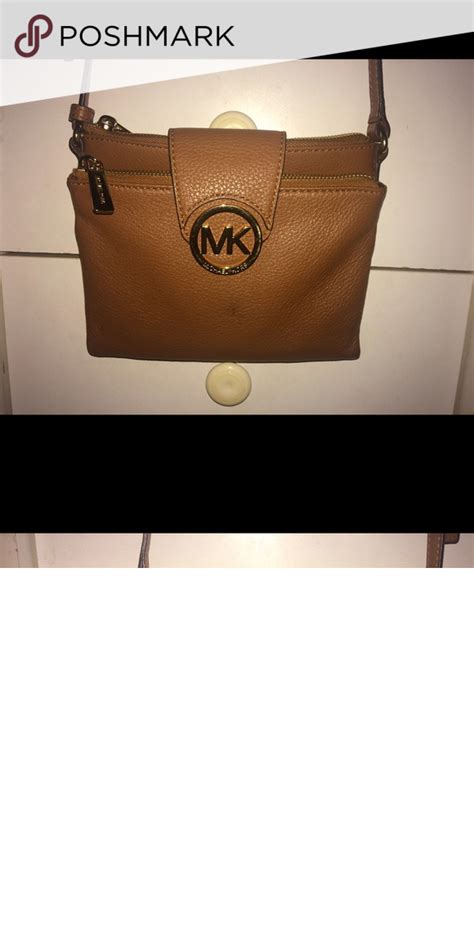 used michael kors crossbody purse